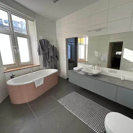 Apartment Secesja 89 Szykowny Apartament Z Widokiem Na Piotrkowska Lodz