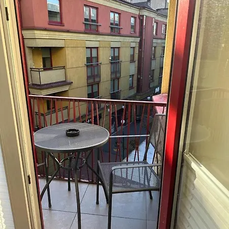 Secesja 89 Szykowny Apartament Z Widokiem Na Piotrkowska Lodz